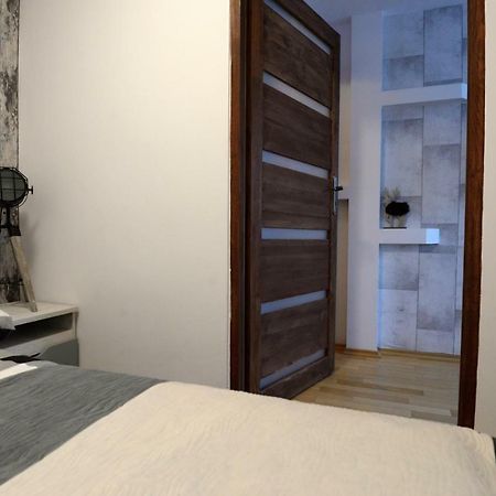 Apartament Columbus Ustrzyki Dolne Exterior foto